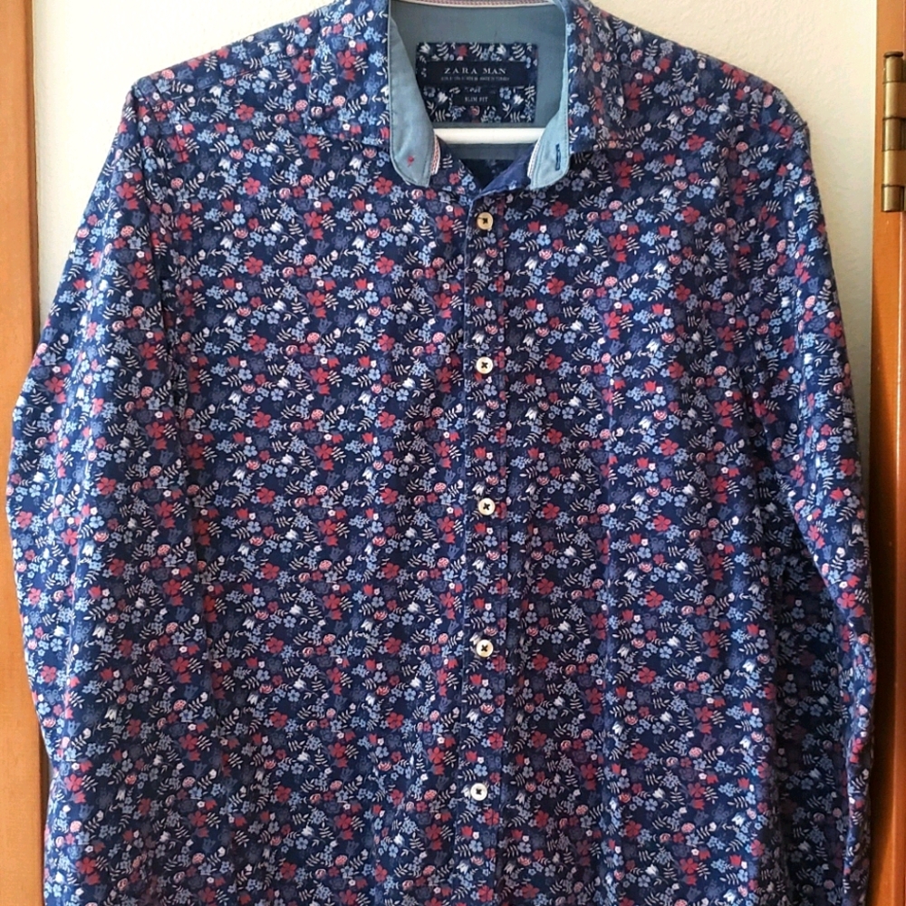 Zara Floral pattern Casual button-up